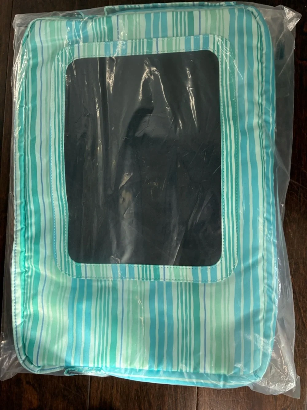 Lug Delta 17" Laptop Case Love Waves Aqua - Picture 6 of 7